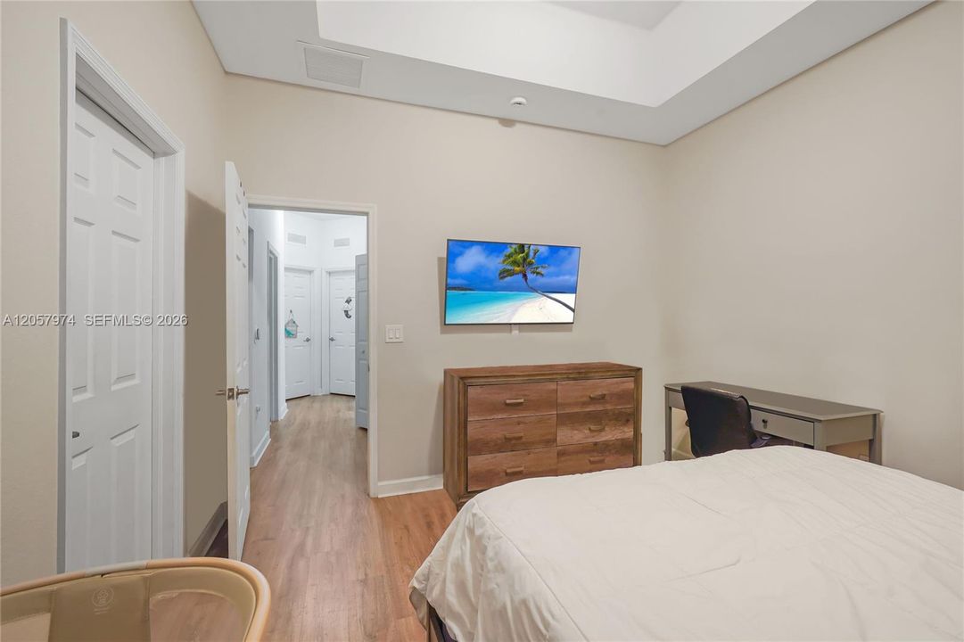 В аренду: $2,800 (3 спален, 2 ванн, 1416 Квадратных фут)