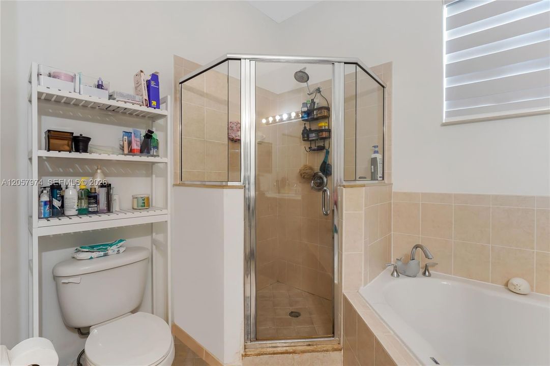 В аренду: $2,800 (3 спален, 2 ванн, 1416 Квадратных фут)
