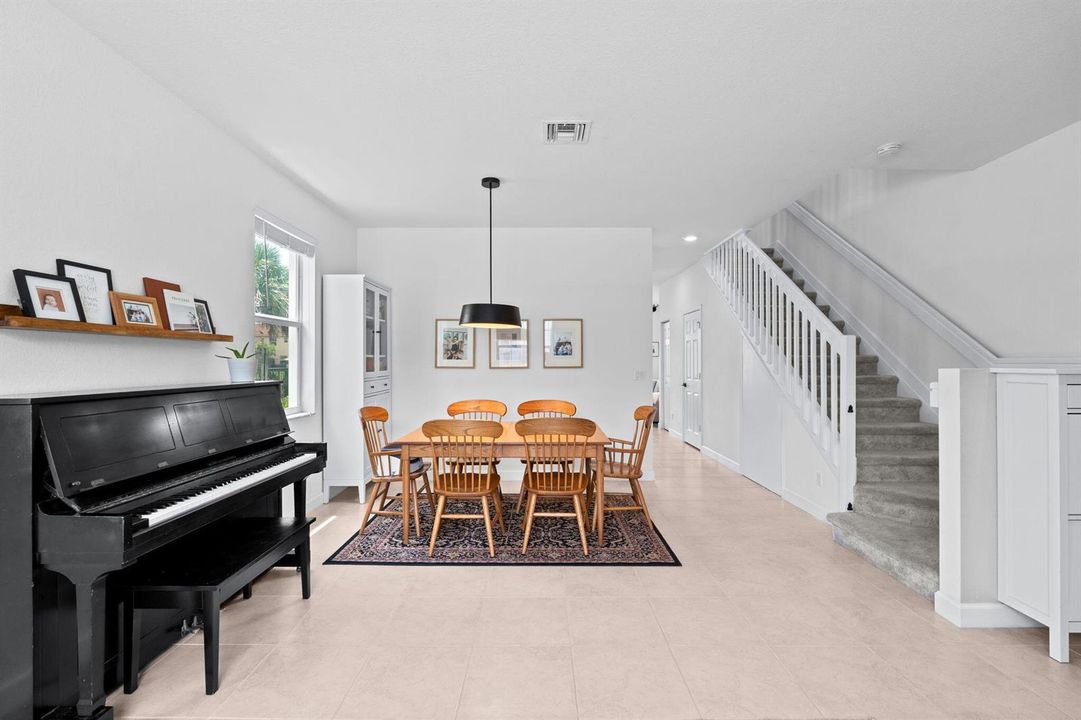 10-web-or-mls-A7409871