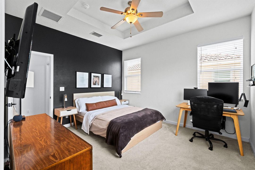 23-web-or-mls-A7409842