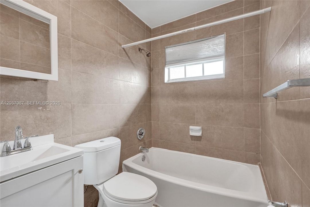 В аренду: $1,600 (1 спален, 1 ванн, 550 Квадратных фут)
