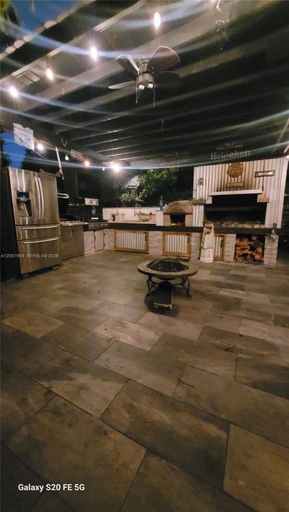 En Venta: $635,000 (3 camas, 3 baños, 1755 Pies cuadrados)