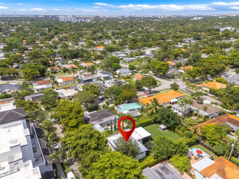 В аренду: $4,975 (3 спален, 2 ванн, 1444 Квадратных фут)