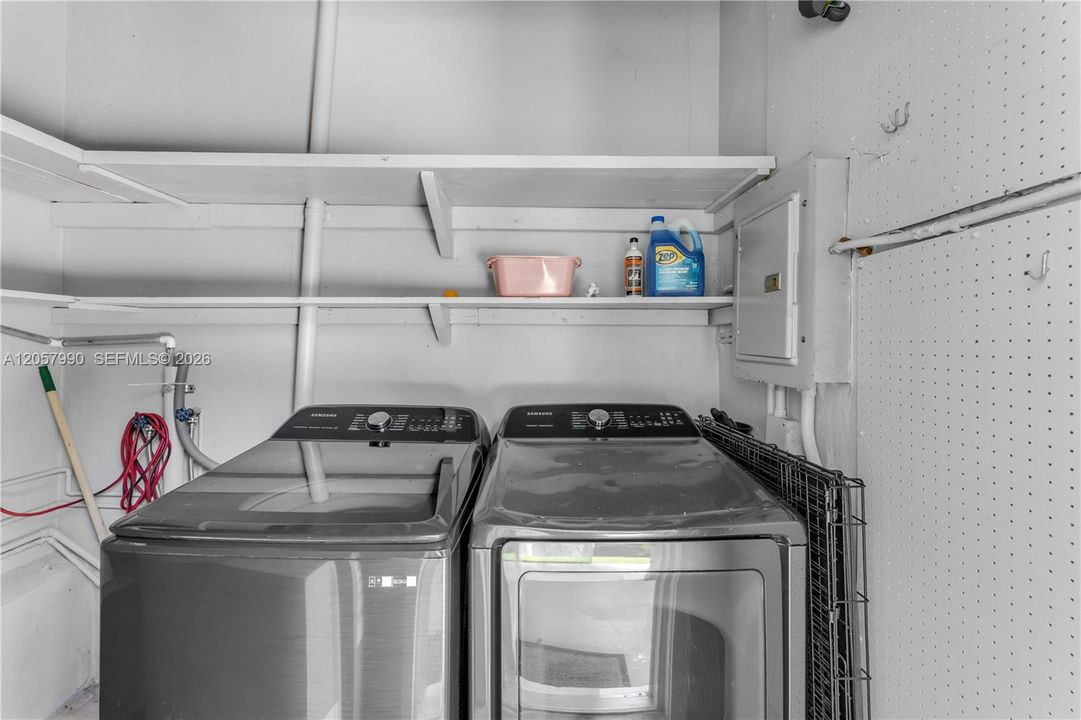В аренду: $4,975 (3 спален, 2 ванн, 1444 Квадратных фут)