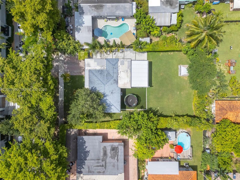 В аренду: $4,975 (3 спален, 2 ванн, 1444 Квадратных фут)