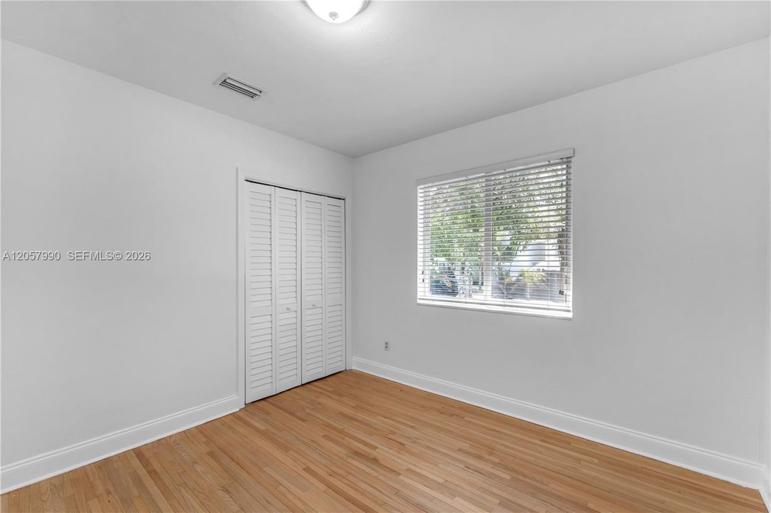 В аренду: $4,975 (3 спален, 2 ванн, 1444 Квадратных фут)