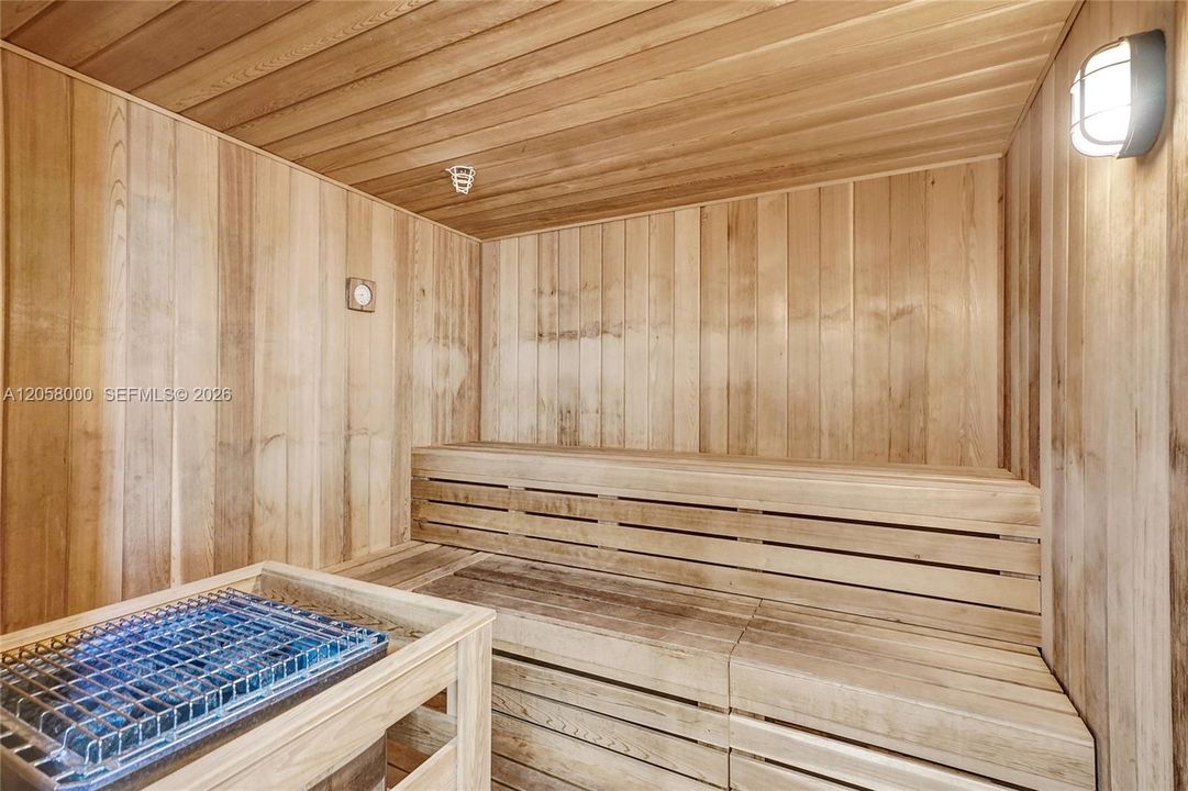 В аренду: $5,000 (2 спален, 2 ванн, 1285 Квадратных фут)