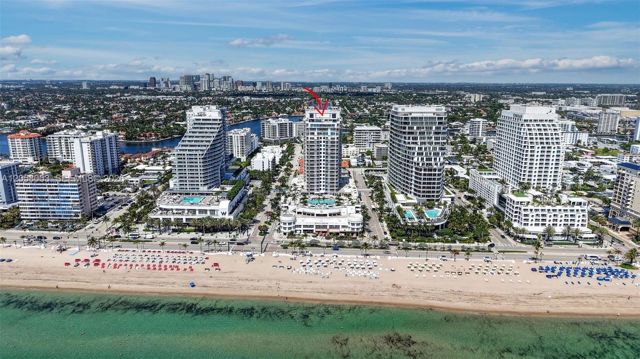 На продажу: $349,900 (1 спален, 1 ванн, 868 Квадратных фут)