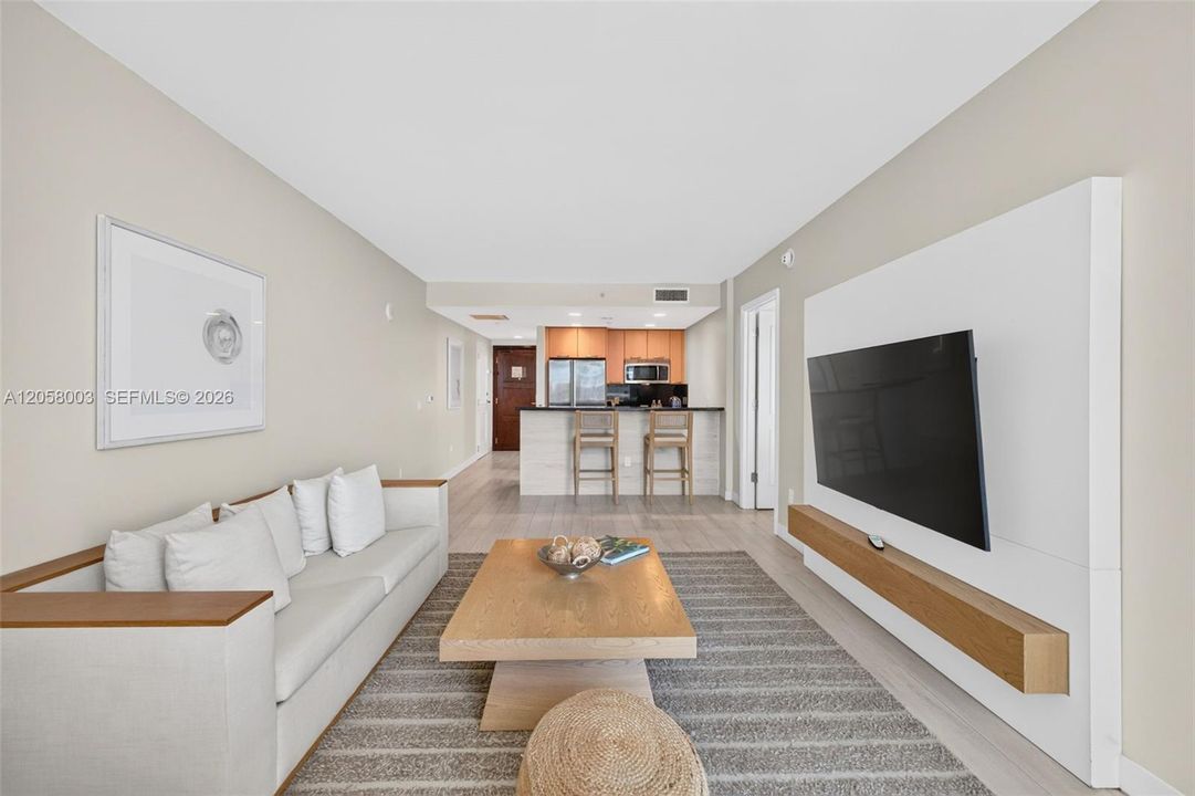 На продажу: $349,900 (1 спален, 1 ванн, 868 Квадратных фут)