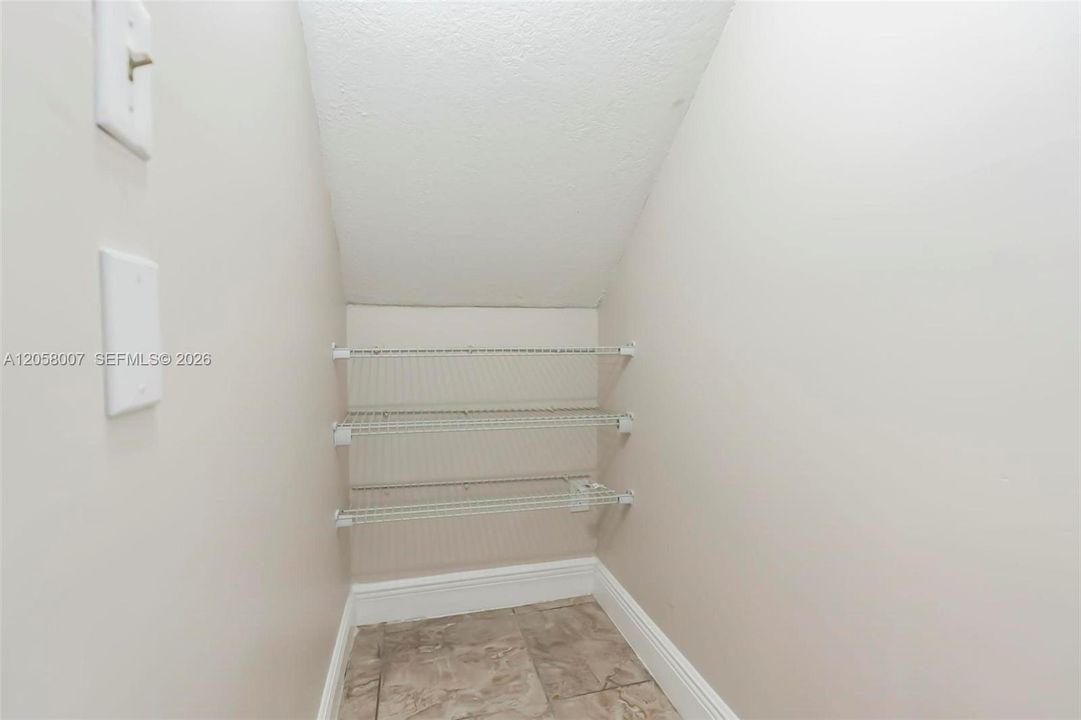 В аренду: $3,300 (3 спален, 2 ванн, 1536 Квадратных фут)