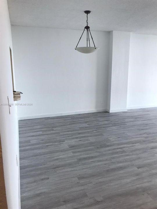 В аренду: $2,700 (2 спален, 2 ванн, 1549 Квадратных фут)
