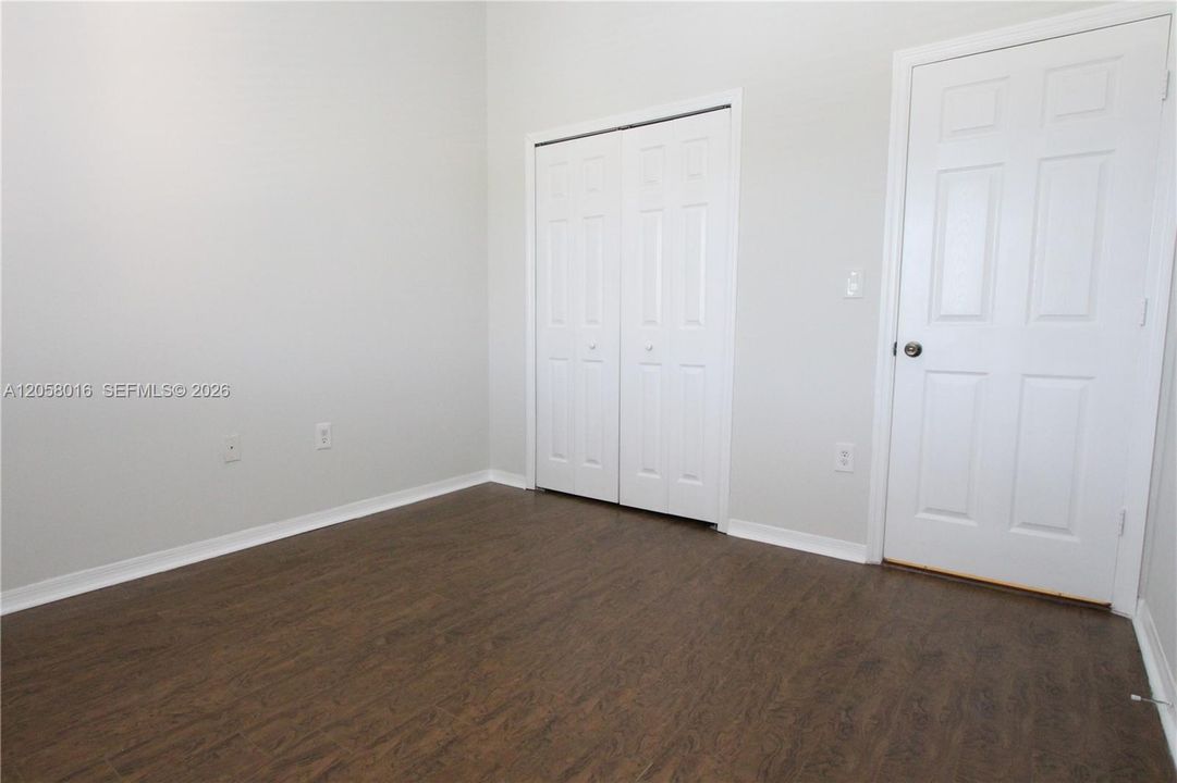 В аренду: $1,950 (2 спален, 2 ванн, 817 Квадратных фут)