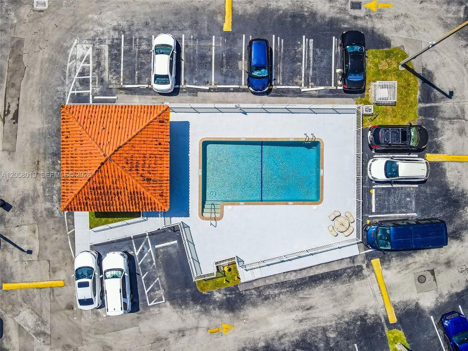 В аренду: $3,000 (2 спален, 2 ванн, 1064 Квадратных фут)
