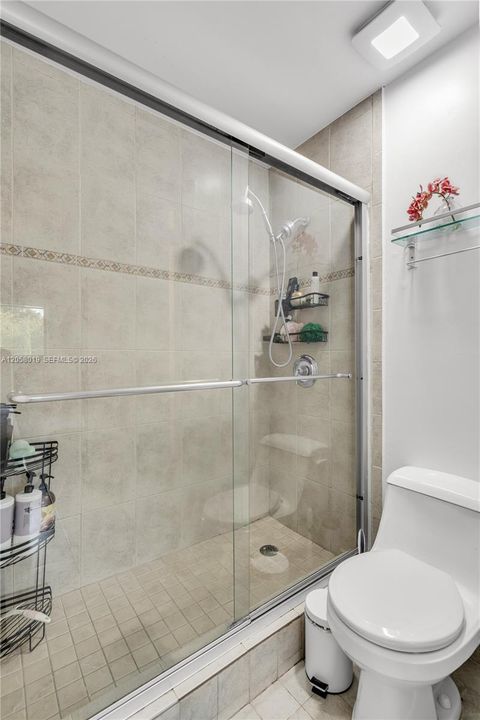 В аренду: $3,000 (2 спален, 2 ванн, 1064 Квадратных фут)