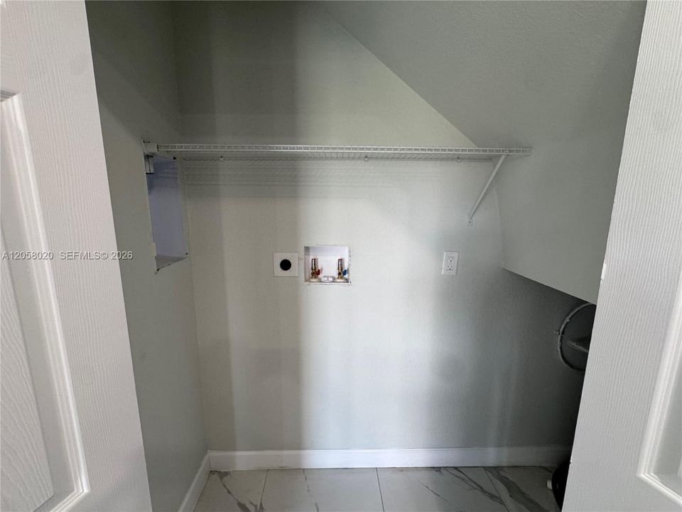 En Renta: $2,250 (2 camas, 2 baños, 1114 Pies cuadrados)