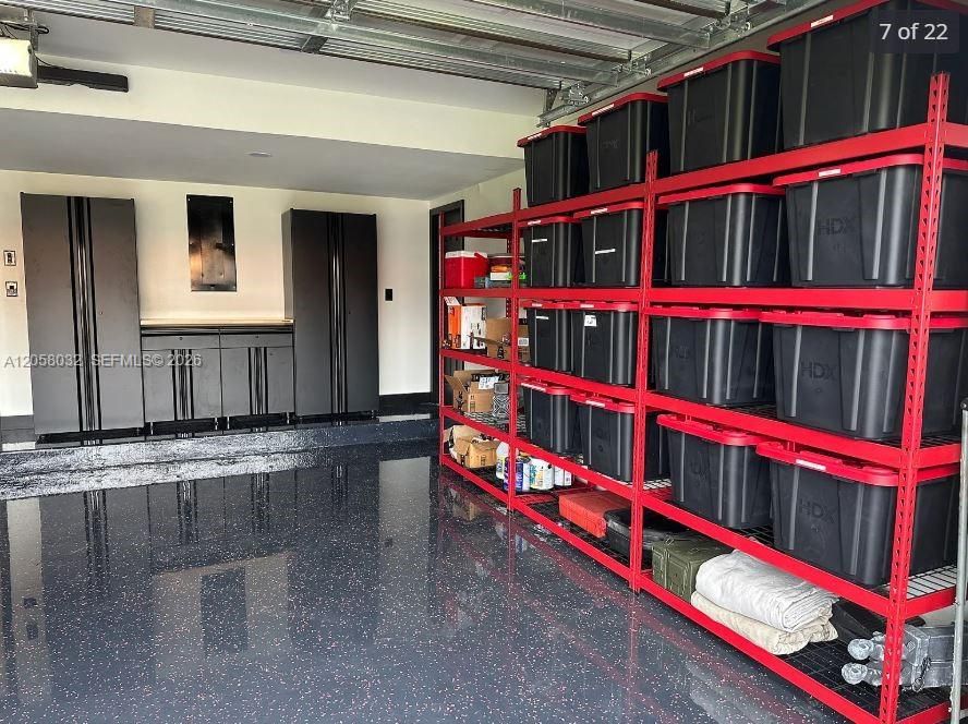 En Renta: $4,990 (3 camas, 3 baños, 3066 Pies cuadrados)