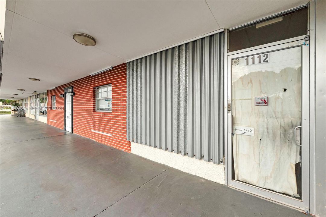 В аренду: $1,300 (0 спален, 0 ванн, 0 Квадратных фут)