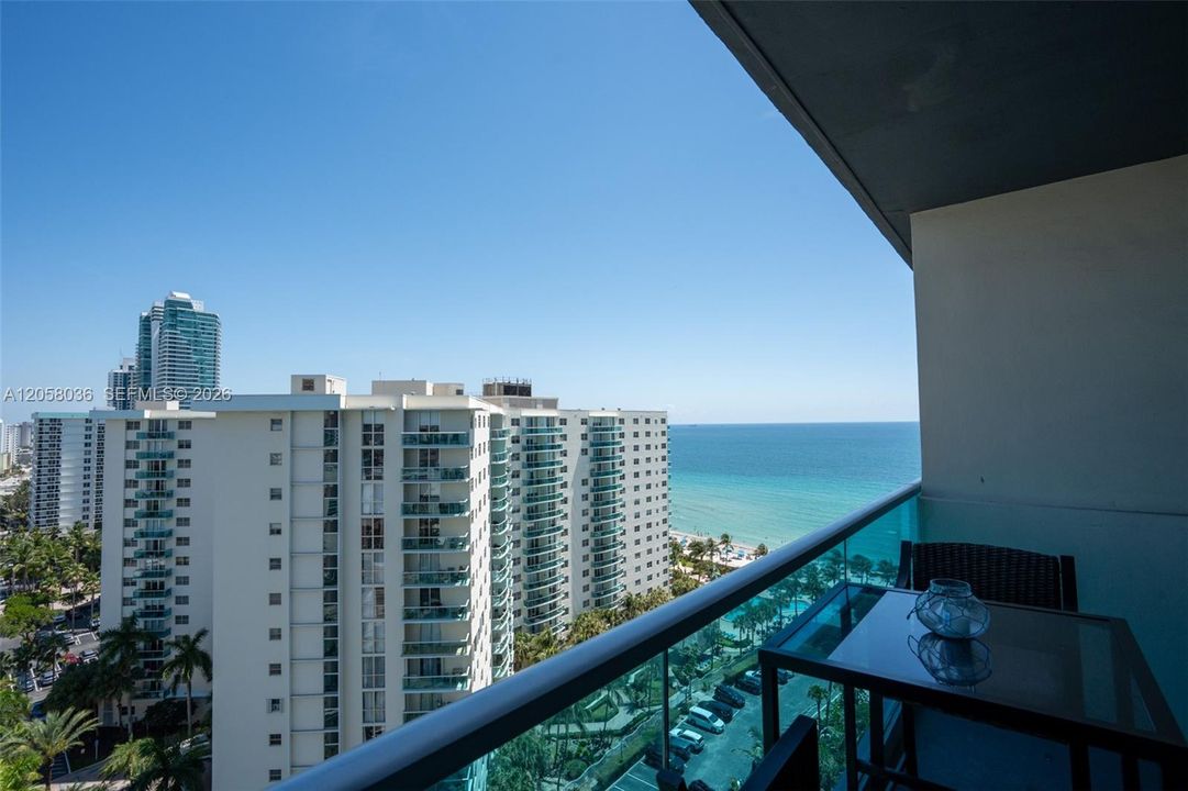 En Venta: $405,000 (1 camas, 1 baños, 905 Pies cuadrados)