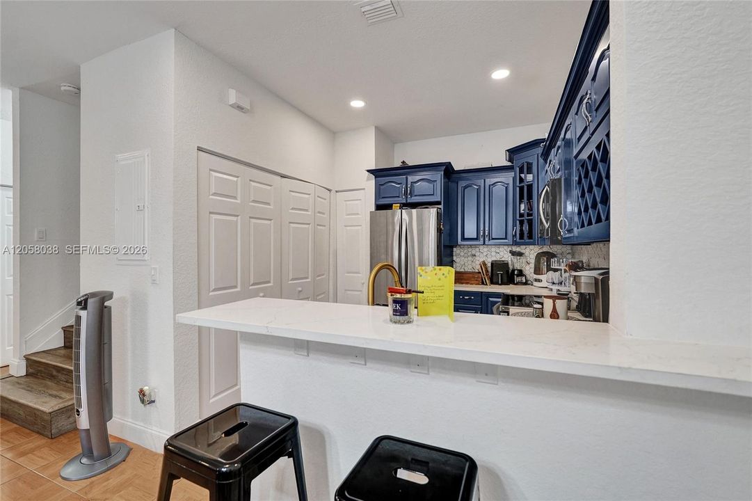 For Rent: $2,250 (2 beds, 2 baths, 1224 Square Feet)