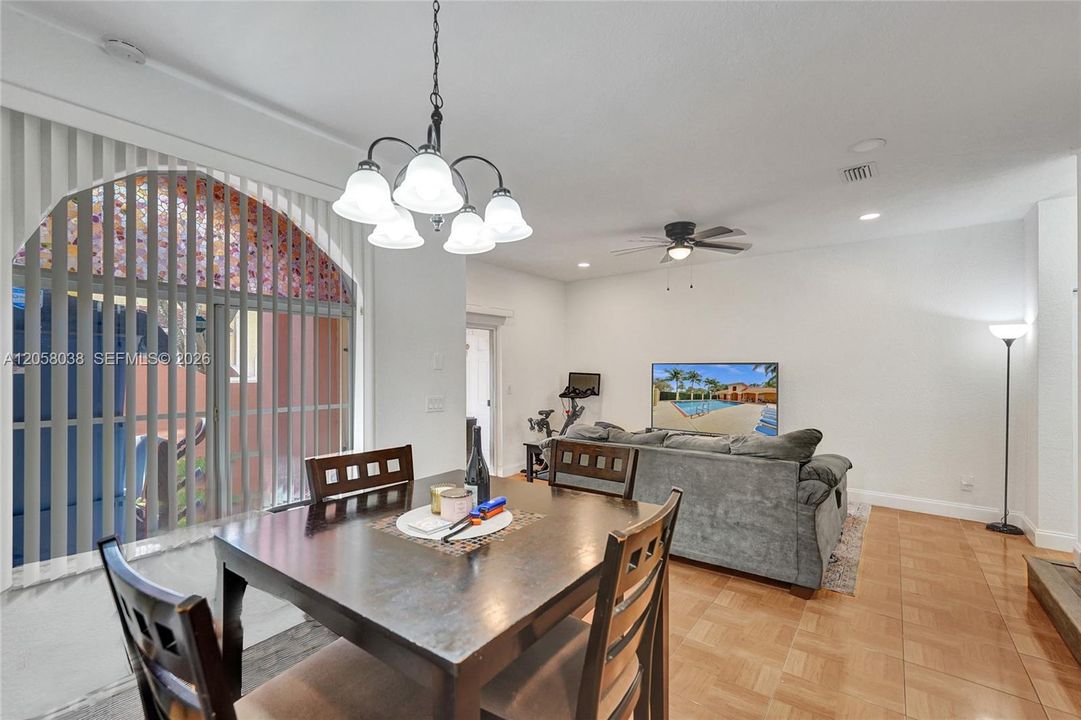 For Rent: $2,250 (2 beds, 2 baths, 1224 Square Feet)