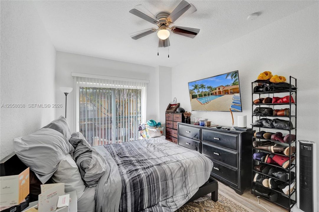 For Rent: $2,250 (2 beds, 2 baths, 1224 Square Feet)