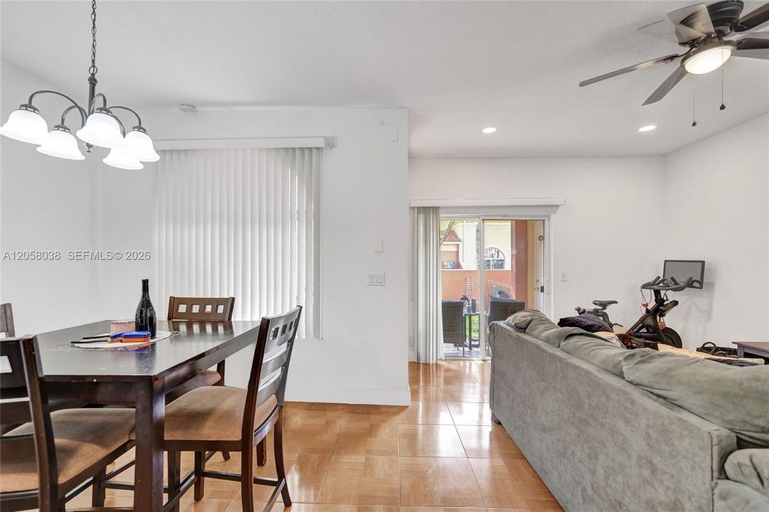 For Rent: $2,250 (2 beds, 2 baths, 1224 Square Feet)