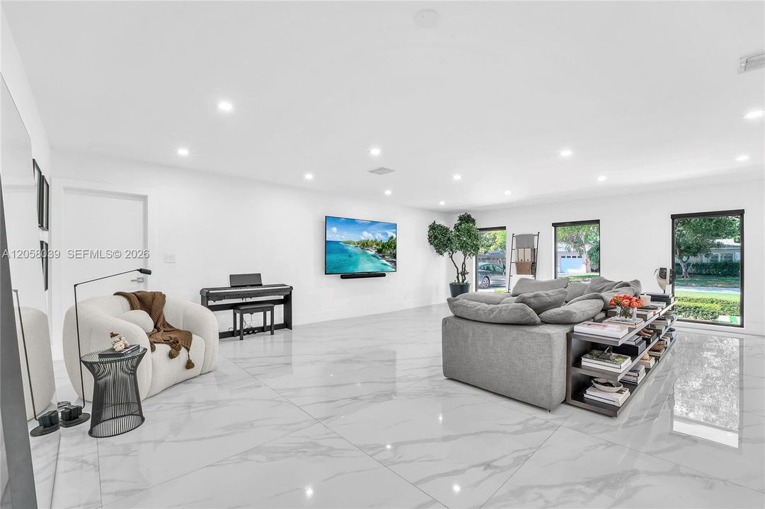 For Sale: $1,649,777 (5 beds, 3 baths, 2758 Square Feet)