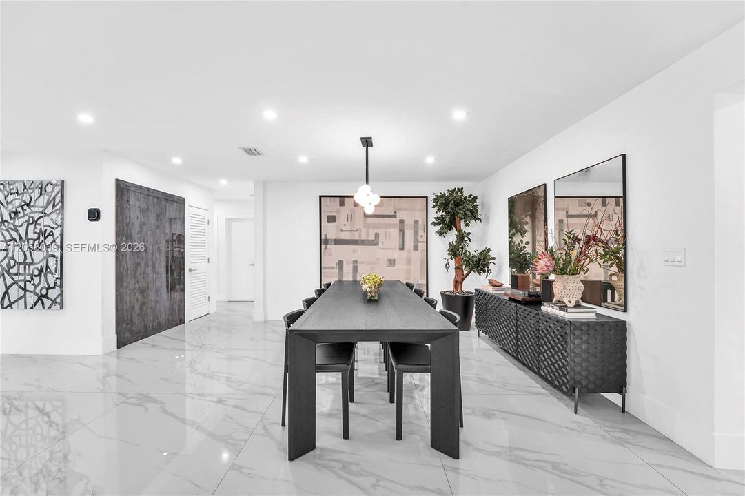 For Sale: $1,649,777 (5 beds, 3 baths, 2758 Square Feet)