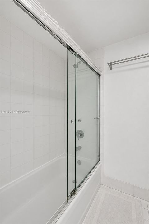 En Venta: $330,000 (2 camas, 2 baños, 891 Pies cuadrados)