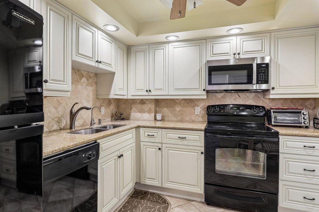 13-web-or-mls-S Ocean Blvd 3L-S1507-013