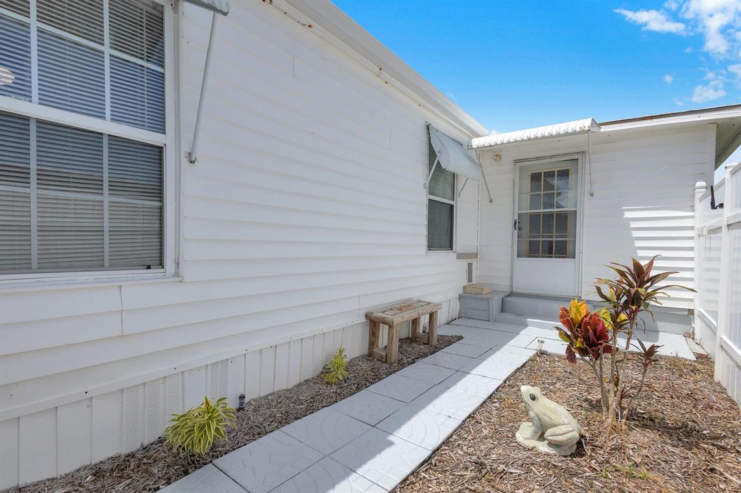 FENCED YARD