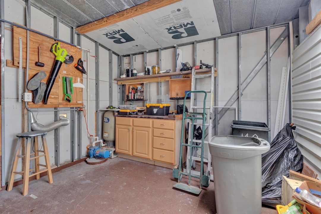 ATTACHED UTILITY STORAGE