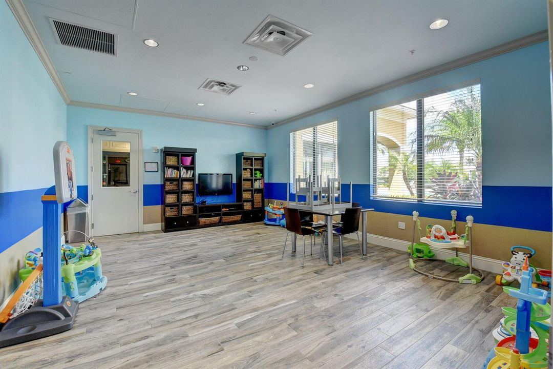 70-web-or-mls-Canyon Trails (9)