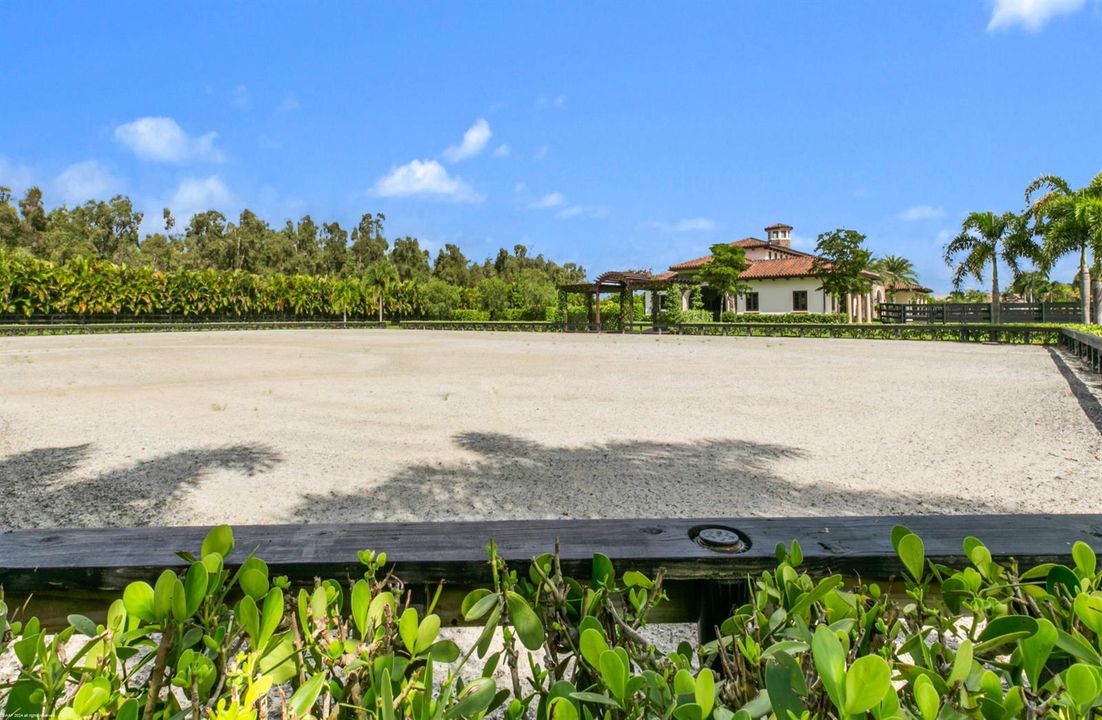 15726 Estancia Ln 037
