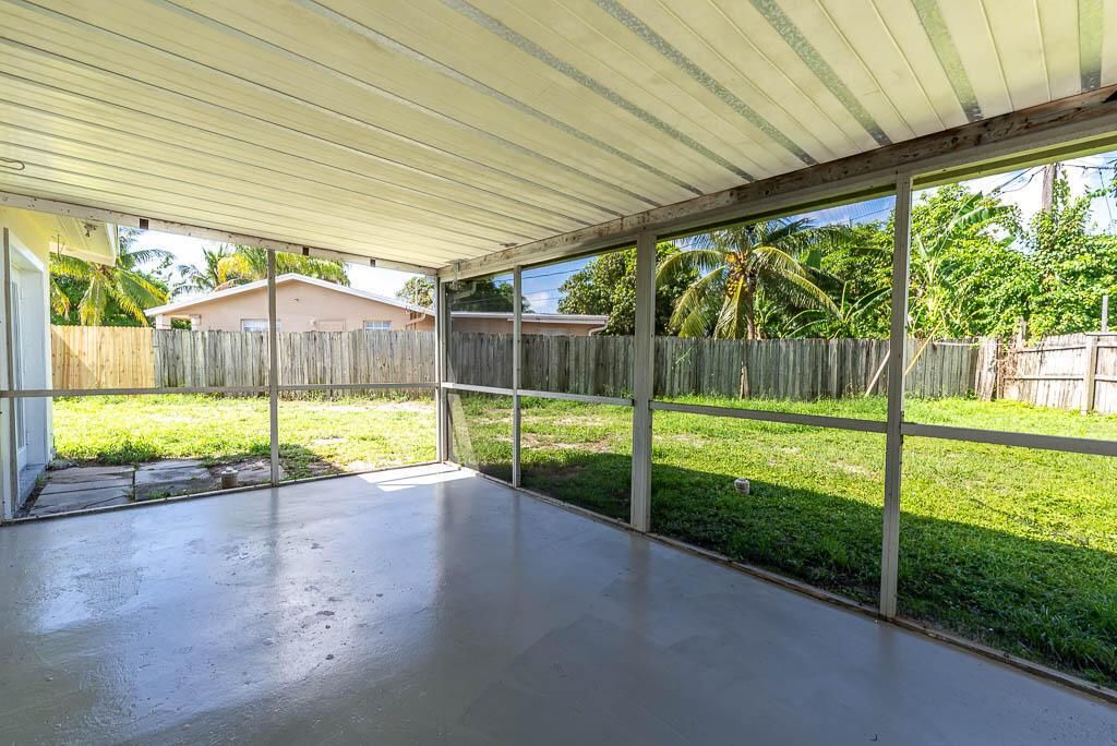 20240704-314 E Gateway Blvd-0013