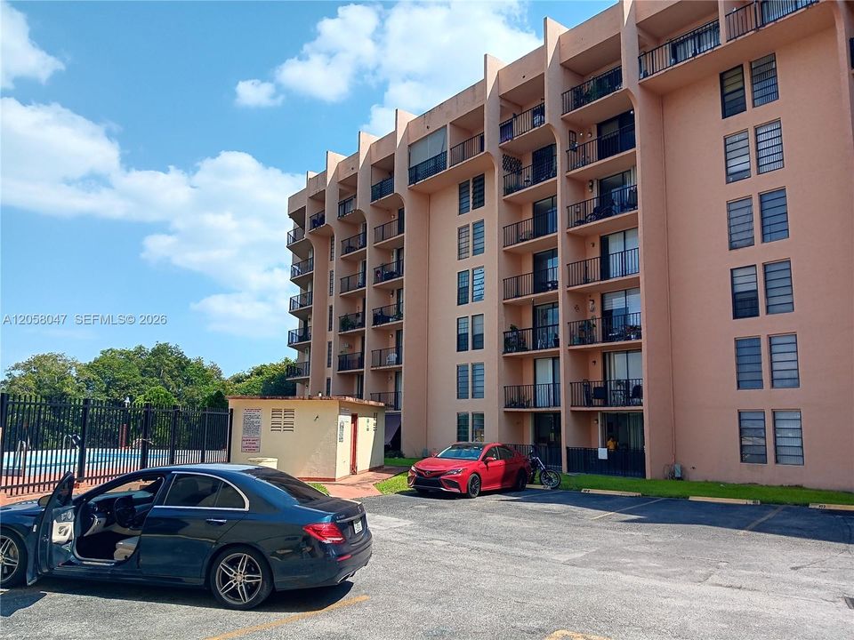 En Venta: $207,000 (1 camas, 1 baños, 813 Pies cuadrados)
