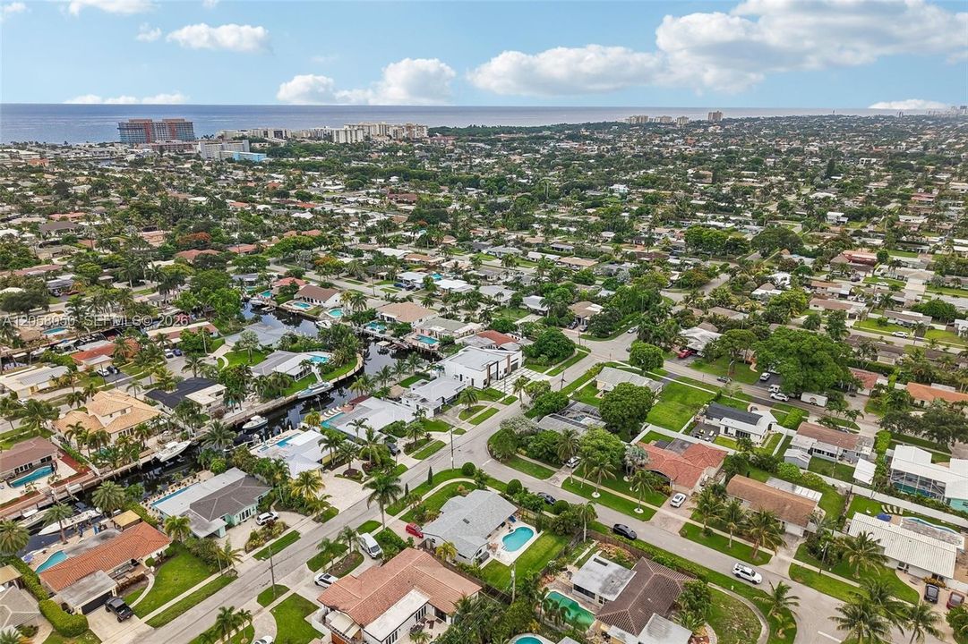 На продажу: $2,350,000 (3 спален, 3 ванн, 2223 Квадратных фут)