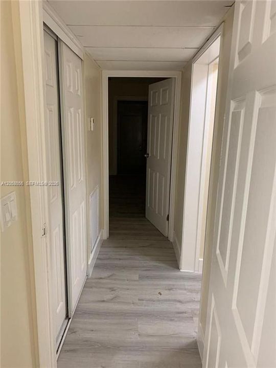 Activo con contrato: $4,295 (4 camas, 2 baños, 1056 Pies cuadrados)