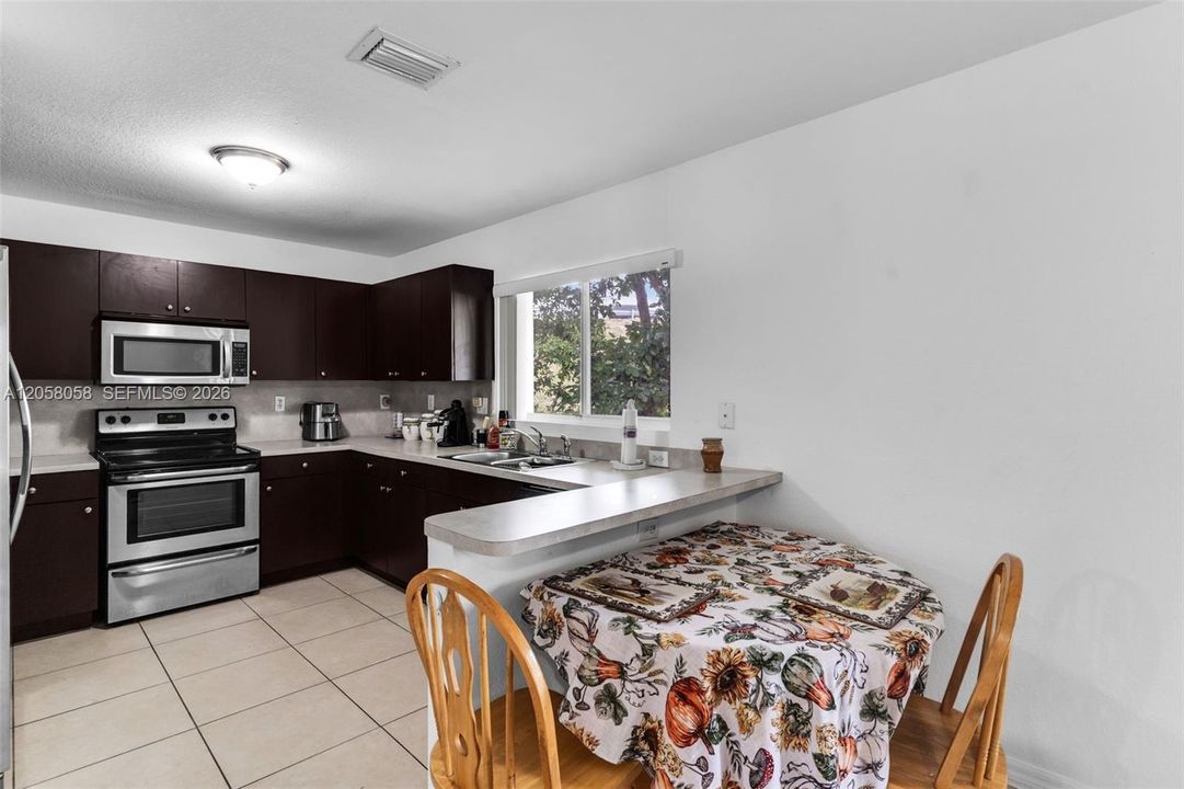 En Renta: $3,600 (4 camas, 2 baños, 1497 Pies cuadrados)