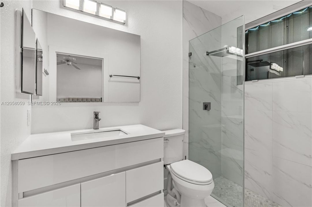 В аренду: $13,500 (7 спален, 6 ванн, 4718 Квадратных фут)