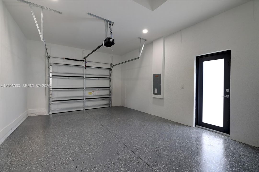 На продажу: $278,500 (3 спален, 2 ванн, 1144 Квадратных фут)