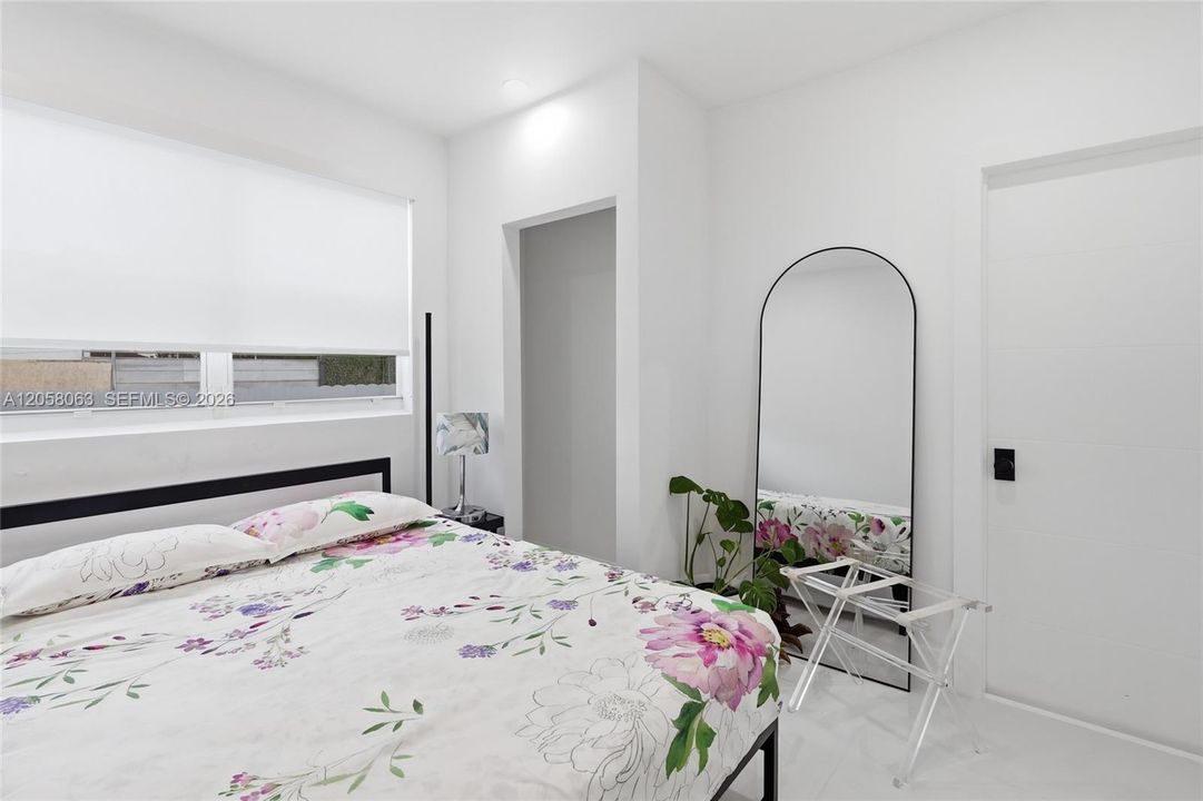 For Sale: $630,000 (3 beds, 2 baths, 1036 Square Feet)