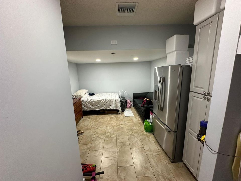 the bonus garage room