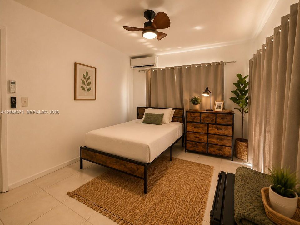 For Rent: $3,000 (3 beds, 2 baths, 1250 Square Feet)