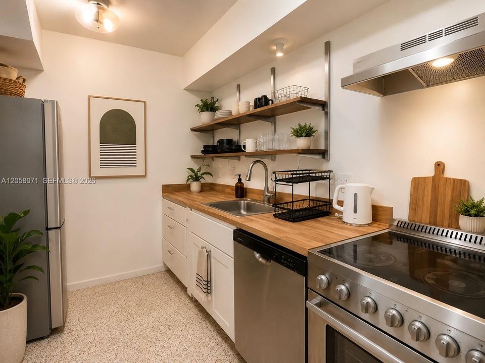 For Rent: $3,000 (3 beds, 2 baths, 1250 Square Feet)
