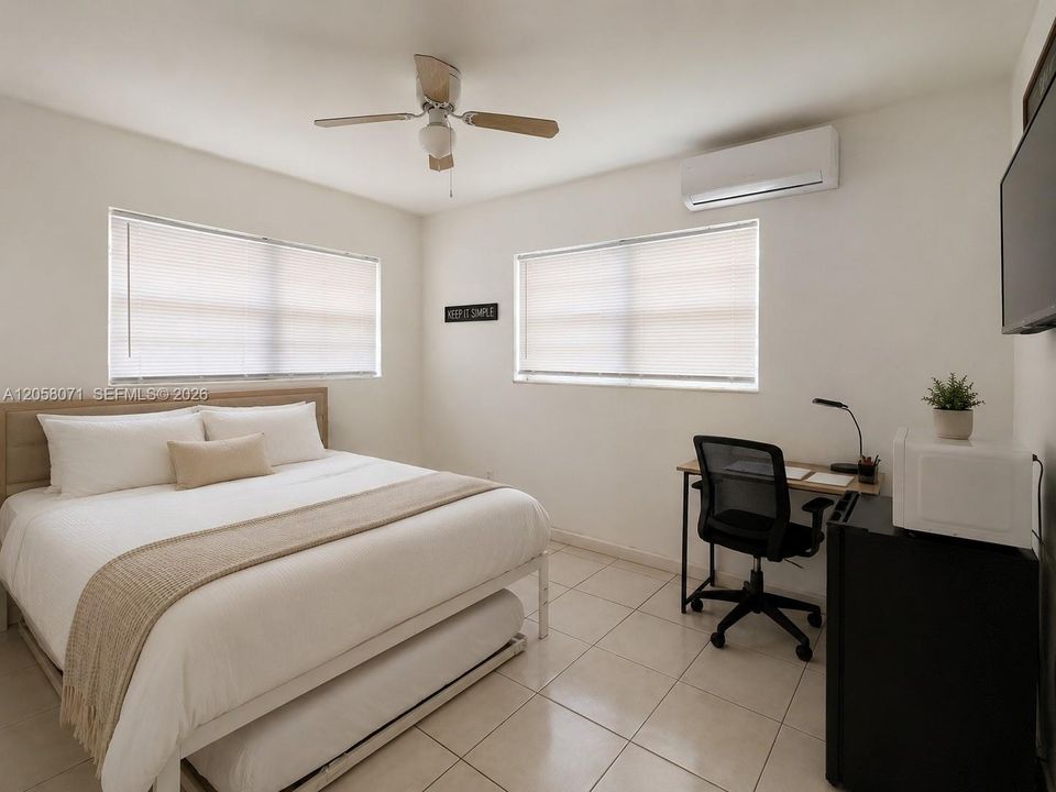 For Rent: $3,000 (3 beds, 2 baths, 1250 Square Feet)