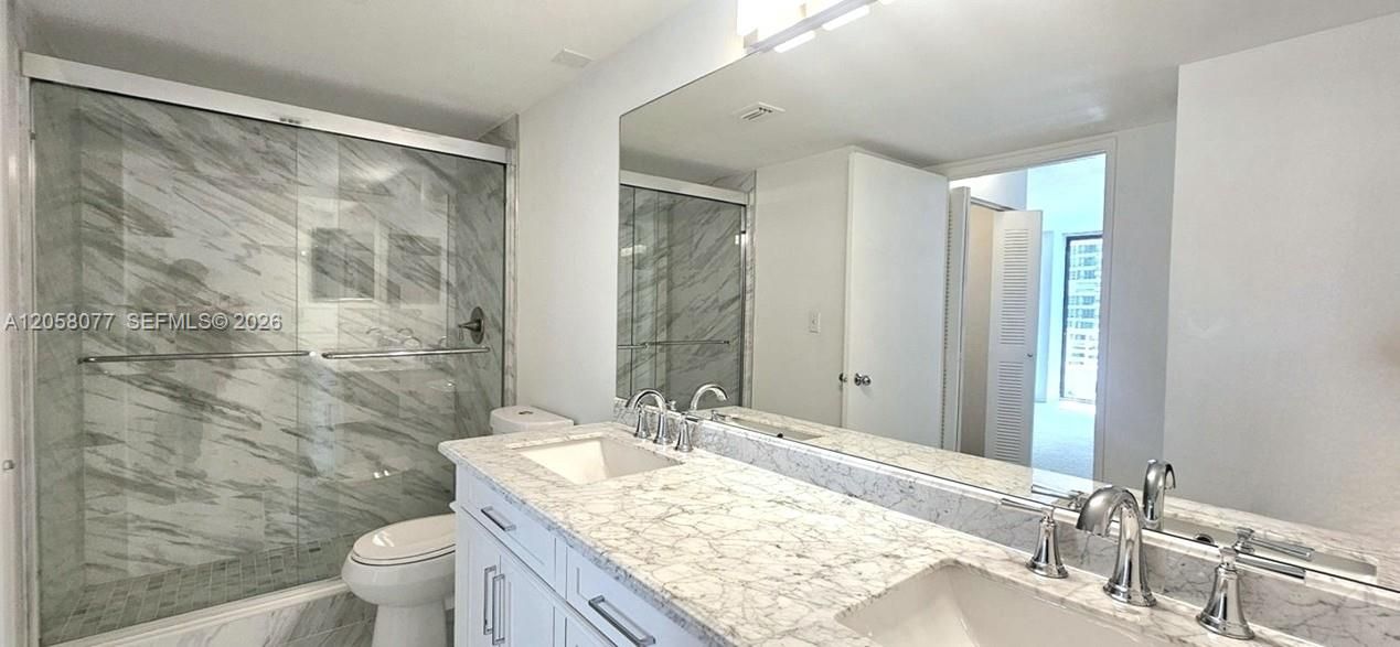 В аренду: $2,395 (1 спален, 2 ванн, 990 Квадратных фут)