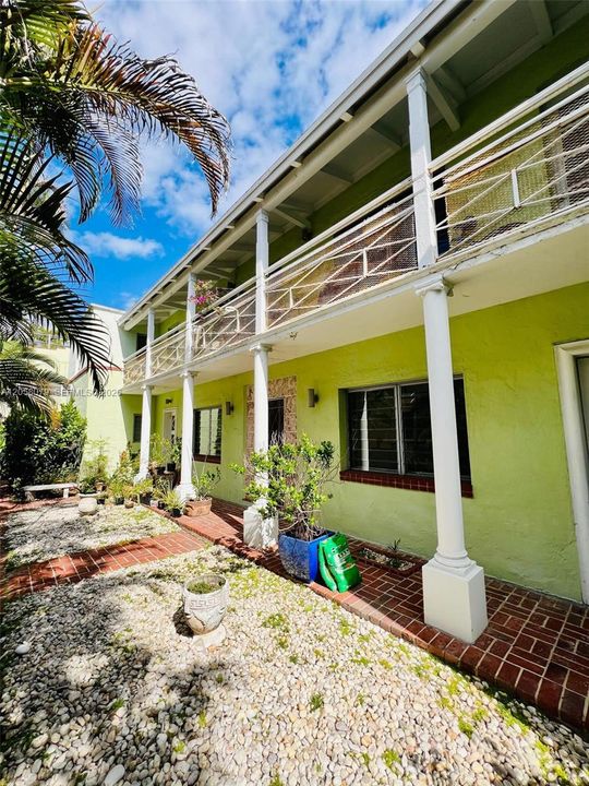 For Rent: $2,800 (2 beds, 2 baths, 0 Square Feet)