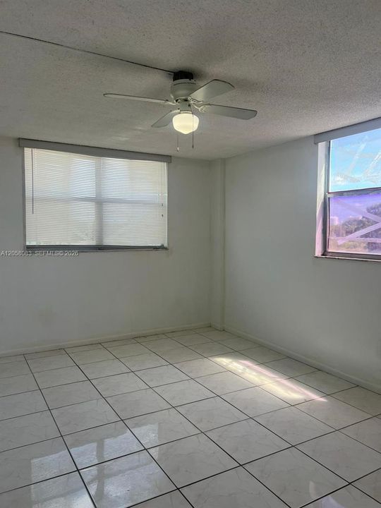 En Renta: $2,200 (2 camas, 2 baños, 1012 Pies cuadrados)