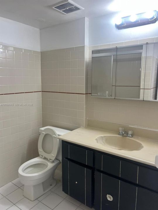 En Renta: $2,200 (2 camas, 2 baños, 1012 Pies cuadrados)
